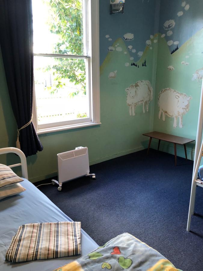 Redkettle Backpackers Ostello Oamaru Esterno foto